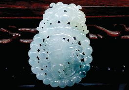 工廠價引爆翡翠搶購潮 萬元原價十萬元翡翠激起數千市民熱情