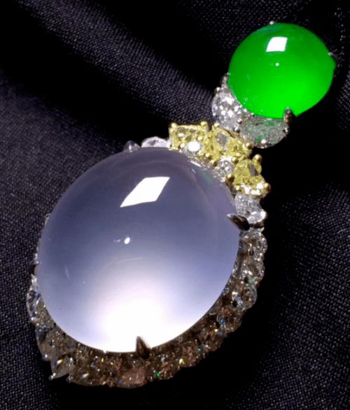 翡翠為什么受人喜愛？這些美好之處，讓人心動(dòng)不已